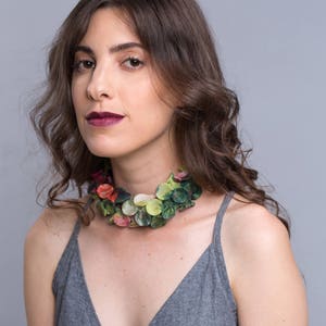 Handmade Fabric Necklace, Necklace Scarf, Fabric Necklace, Green Scarf, Avant Garde Jewelry, Textile Jewelry, Bold Statement Necklace