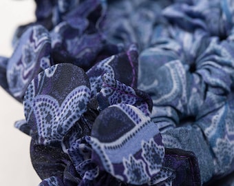 Blue Scarf, Oversized Necklace, Chunky Necklace, Infinity Scarf, Necklace Scarf, Chunky scarf, Handmade Fabric Jewelry, Spring Accessories