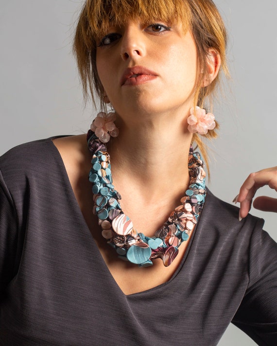 新品・タグ付き　bibiy ALEXA FLOWER KNIT Appliqué Knit Floral Cardigan With Buttons – SAACHI