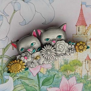 Vintage JJ Jonette Silver Tone Pewter and Multicolored Enamel Cat and Flowers Brooch