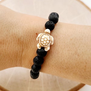 Black Lava Stone, Bohemian Bracelet, Semiprecious Stone Bracelet, Expression Bracelet, Reconstituted Stone Turtle, Durable Stretch Cord