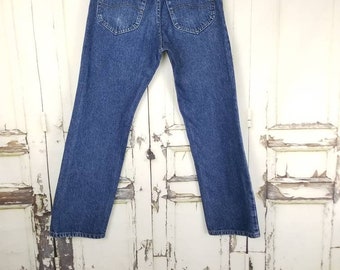 Vintage LEE Medium Dark Blue Wash High Waist  jeans //Womens size 28