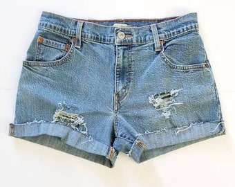 Levis shorts Midrise Medium light wash blue 28 29