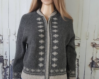 WOOL Vintage Pull Up Zipper Cardigan Wool Cropped Sweater  size Medium M