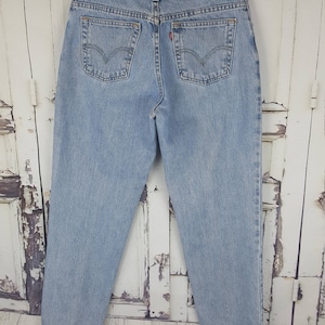 Vintage Levi&#39;s Red Tab 550 High Waist Mom Jeans Women&#39;s size 32