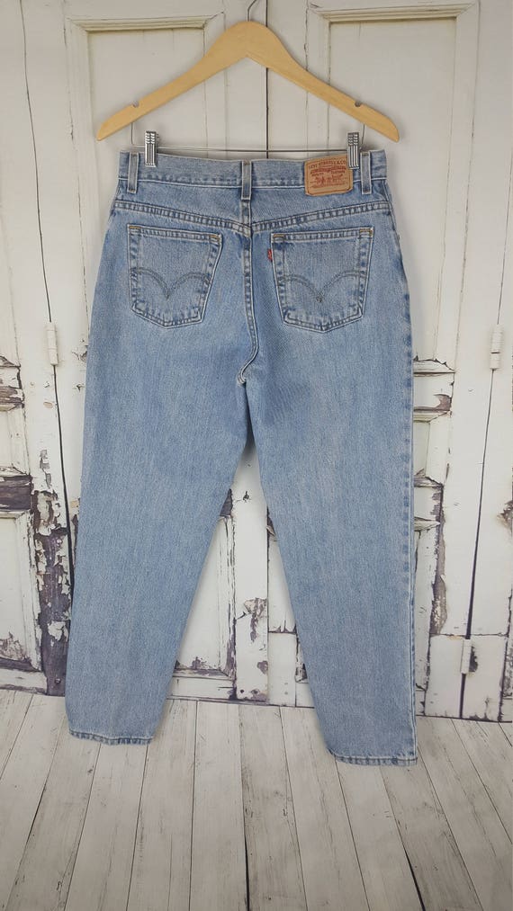 levi jeans size 44 waist