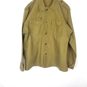 ヴィンテージ OG 107 シャツ - アメリカ陸軍 | 1970 年代