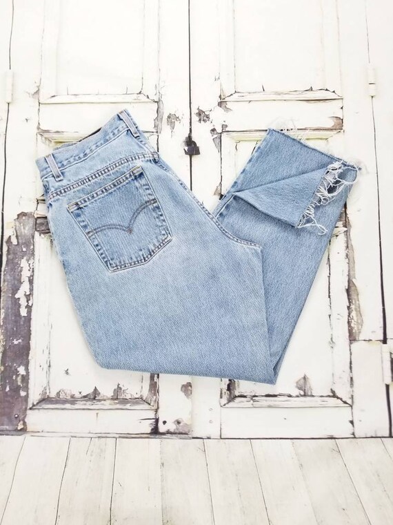 tapered leg mom jeans