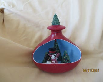 Christmas tree and snowman in a vase