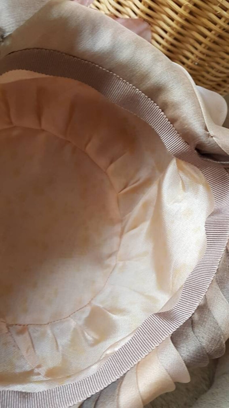 Stunning floral pink Vintage 1950s hat.