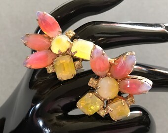 KRAMER Givre Glass Clip On Earrings, Pink & Yellow Givre Glass, Rhinestone Clips, 1950s Vintage Earrings