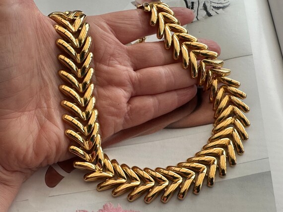 ROAN Gold Tone Large Chevron Necklace, Single Str… - image 7