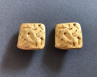 BICHE DE BERE Gold Metal Clip On Earrings, Carved Arrows Design, Vintage, Rectangular Clips, Signed Designer, Paris France