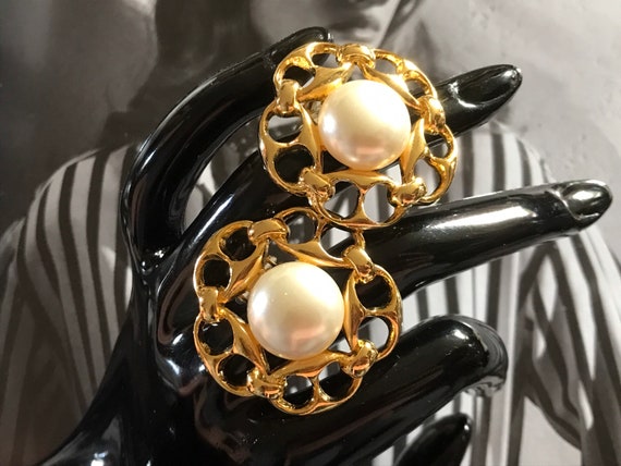 Gucci clip online on earrings
