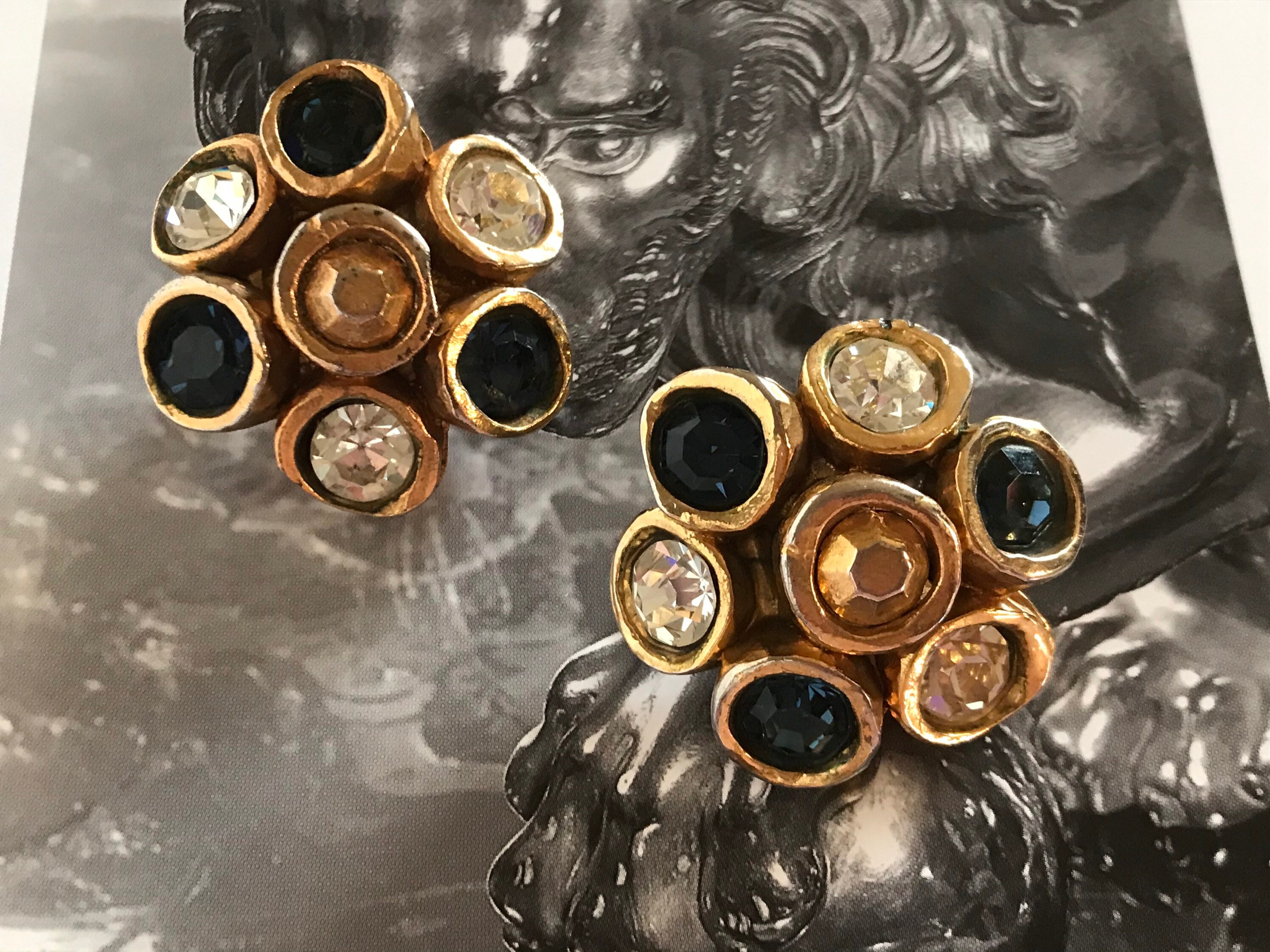 Boucles D'oreilles Créateur Alexis Lahellec - Clip En Métal Doré Motif Cœur Signé - Occasion