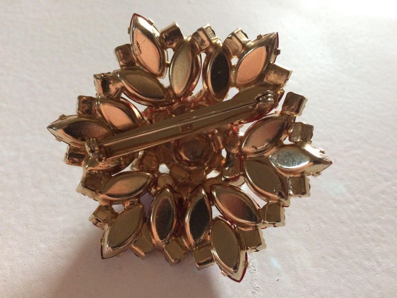 Aurora Borealis Gold Tone Domed Pin Domed /& Layered Red Rhinestone Brooch Red AB Crystals Vintage Brooch