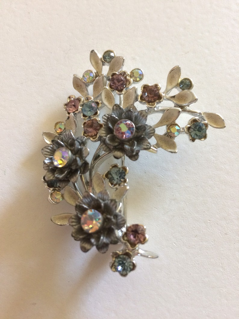 BSK Enamel /& Rhinestone Flower Brooch Vintage Brooch Designer Signed Enamelled Flowers and Leaves Pin Aurora Borealis