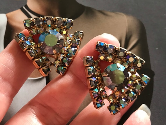 HOBE Triangular Clip on Earrings Blue Aurora Borealis Rhinestone