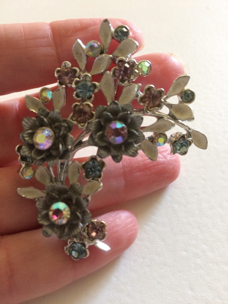BSK Enamel /& Rhinestone Flower Brooch Vintage Brooch Designer Signed Enamelled Flowers and Leaves Pin Aurora Borealis