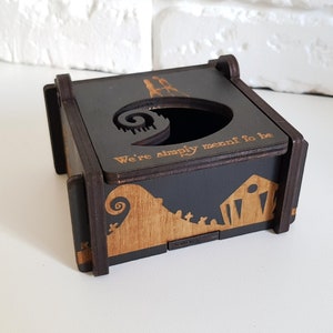 Caja de música de Sally & Jack, regalo, caja de música de madera con mango de canción de Halloween grabada antes de Navidad
