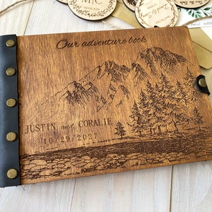 Álbum de fotos de aventuras Libro de visitas para bodas en la montaña Álbum de recortes de viajes personalizado Libro de visitas de madera Libro de fotos de bodas en el bosque Álbum de viajes