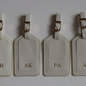 Étiquette à bagage personnalisée, étiquette de bagage à monogramme, cadeau de demoiselle d'honneur, cadeau de mariage à destination, cadeau de mariage, étiquette de bagage RFID, cadeau de garçons d'honneur