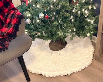 Chunky Knit Christmas Tree Skirt, Handmade Farmhouse Decor