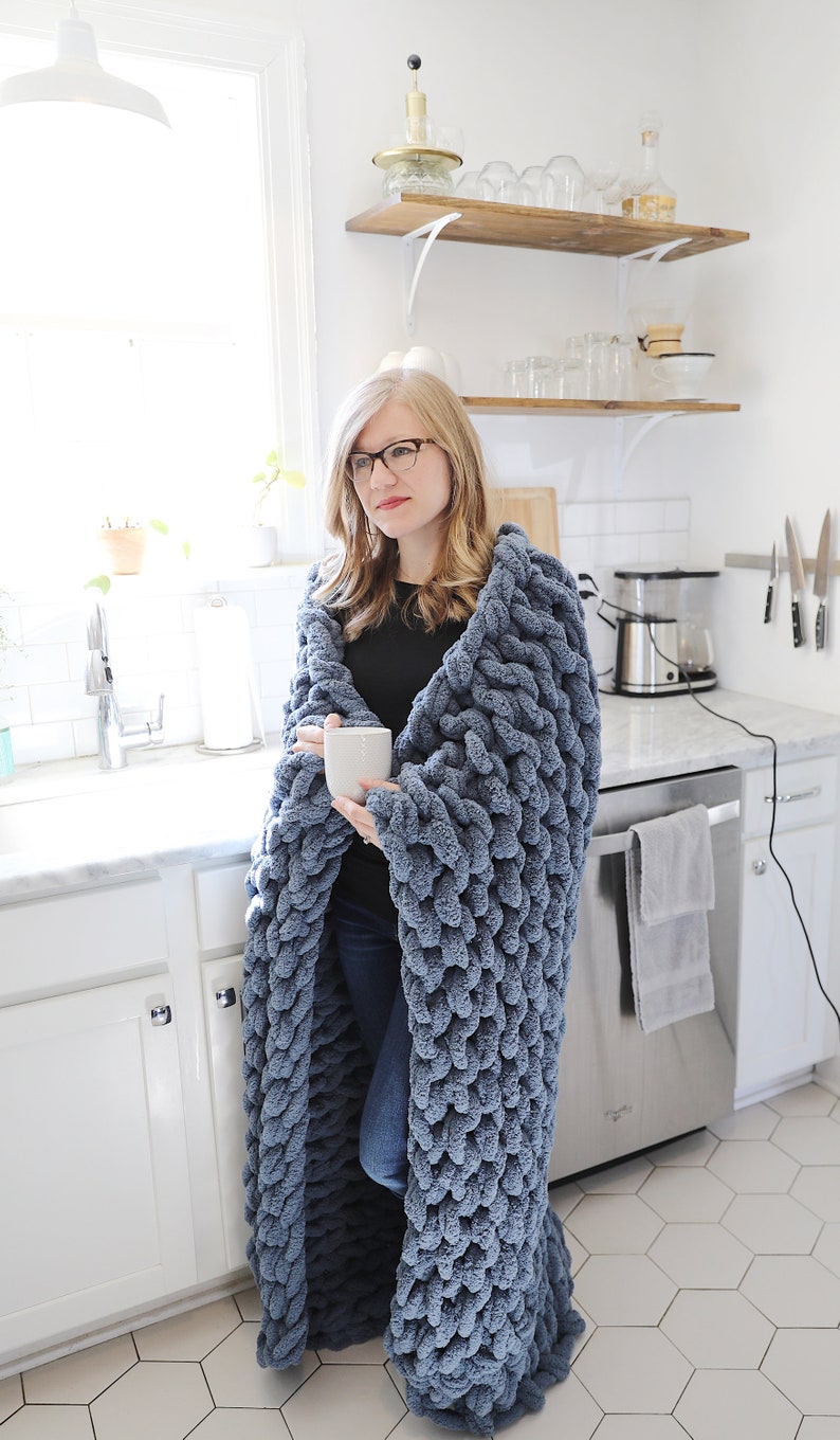 Giant Chunky Knit Blanket - Thumbnail 5