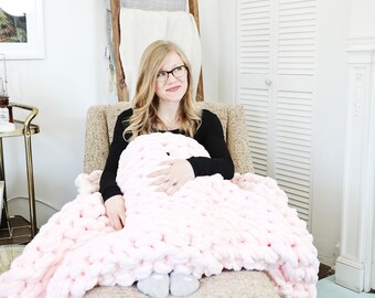 Handmade Chunky Knit Blanket - Soft Chenille Yarn, Valentine's Day Gift