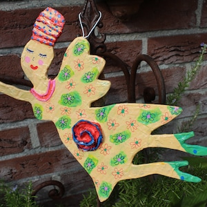 Beschermengel van papier-maché
