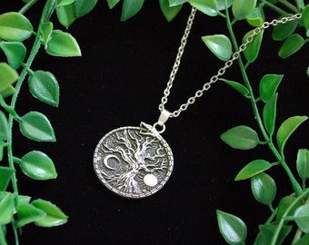 Silver tone viking Yggdrasill tree of life Protection Symbol Pendant Necklace sun moon gift