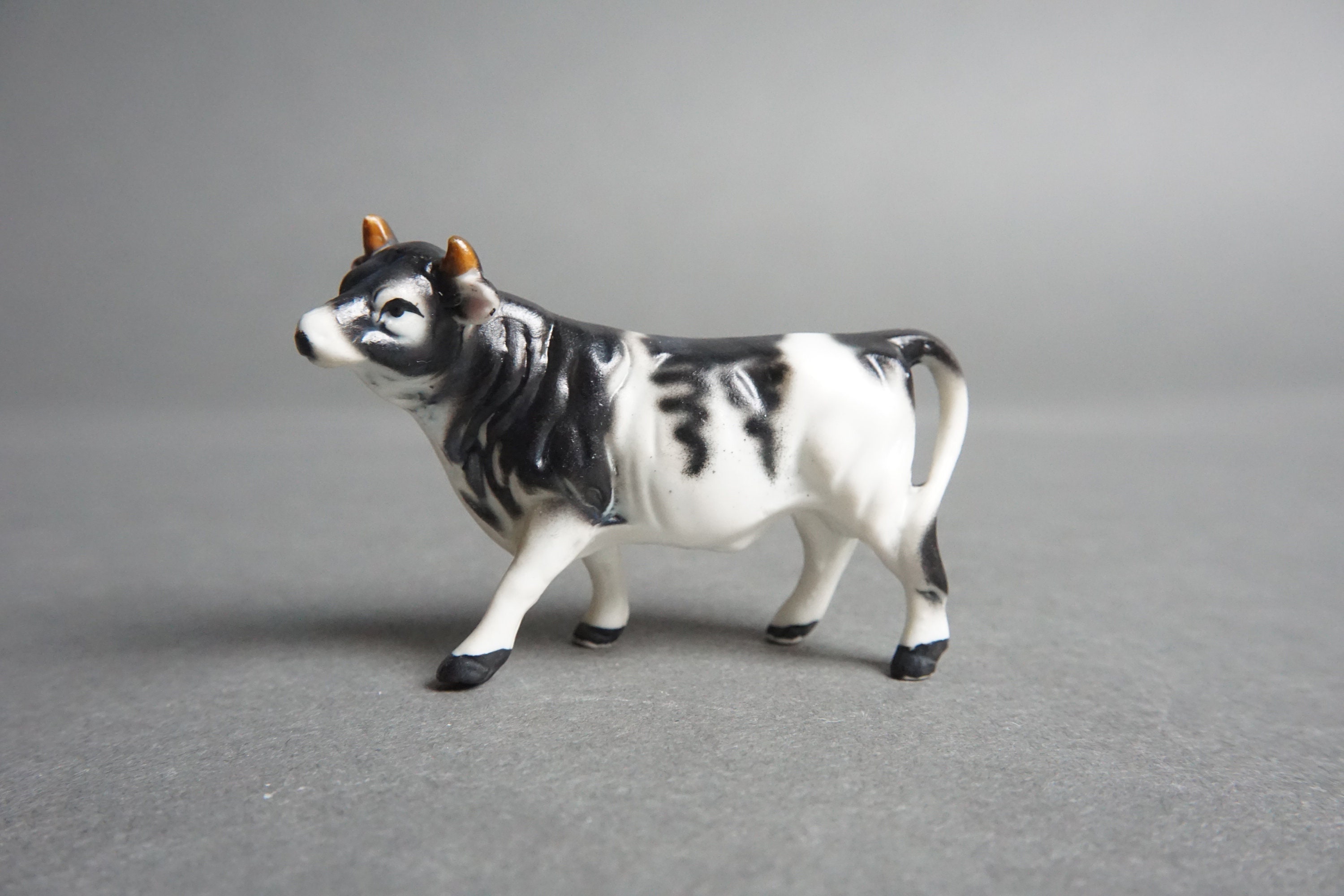 China Cow Figurine - Etsy
