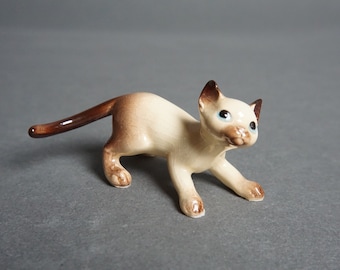 Vintage Retouched Hagen Renaker Siamese Papa Cat, Miniature Siamese Papa Cat, Siamese Cat, HR Siamese Cat Figurines, Miniature Ceramic