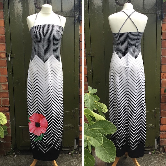 70’s maxi summer dress, geometric poppy design. S… - image 4