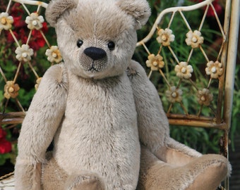 Frederick PRINTED jointed mohair teddy bear sewing pattern by Barbara-Ann Bears to make a traditional, centre seam bear