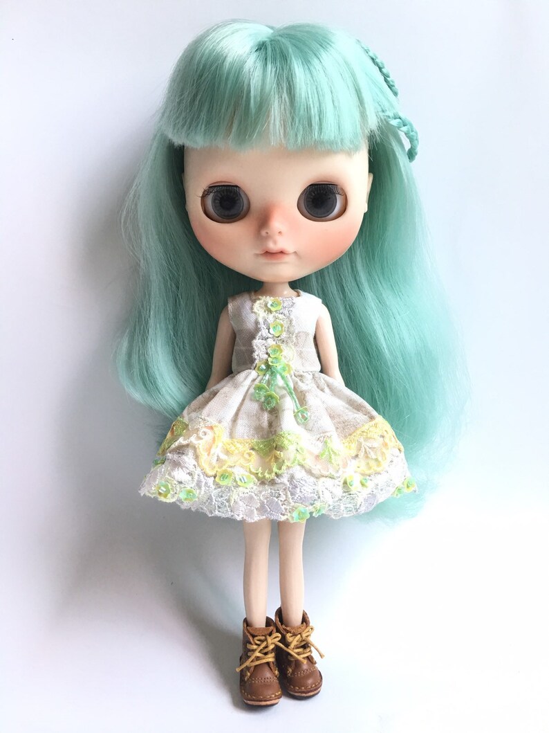 Takara 12/"Blythe Doll Retro Mini Skirt Outfit white 1 pcs free shipping SALE