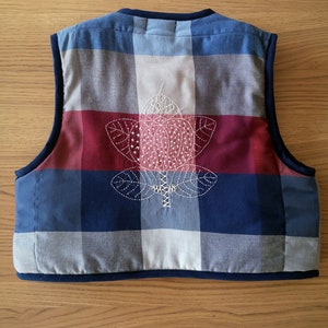 Gilet matelassé brodé main inspiration Sashiko Pièce unique image 2