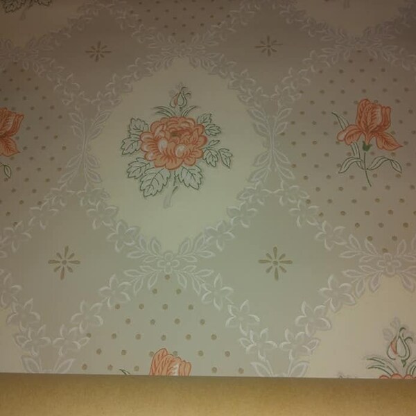 REDUCED WAS 7.00 NOW 5.00 Pretty Vintage 1940's Vintage Wallpaper Iris, and Roses (Sold By The Yard)