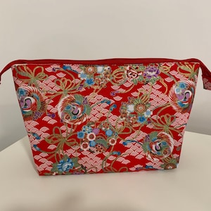 Toiletry Kitbag Digital Pattern: Roomy Travel Bag (PDF Pattern)