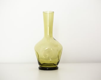 Green vintage glass carafe / 0.5 liters