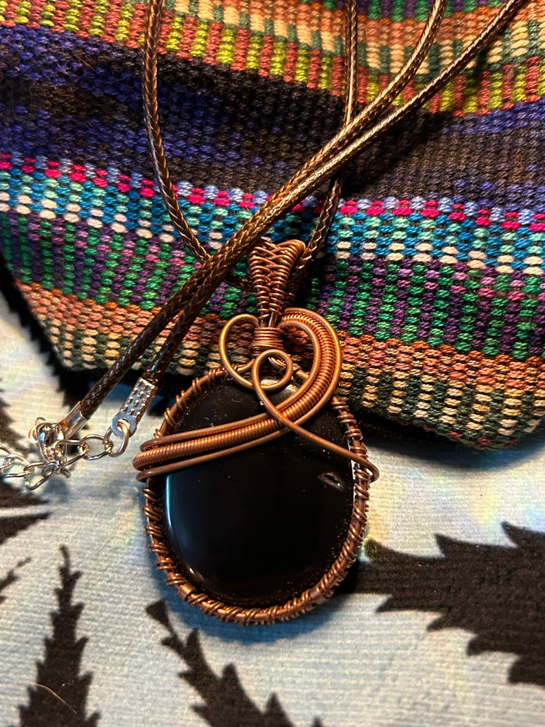 Wire wrapped onyx image 3