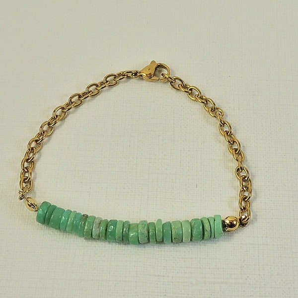 Bracelet pierres en chrysoprase et chaîne en acier inoxydable doré