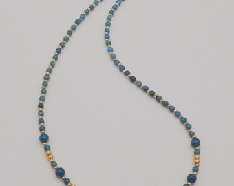 Necklace with apatite beads and golden brass beads