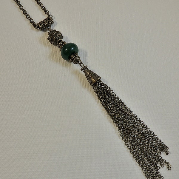 Collier pendentif perle de jade boulier verte et pompon en métal bronze