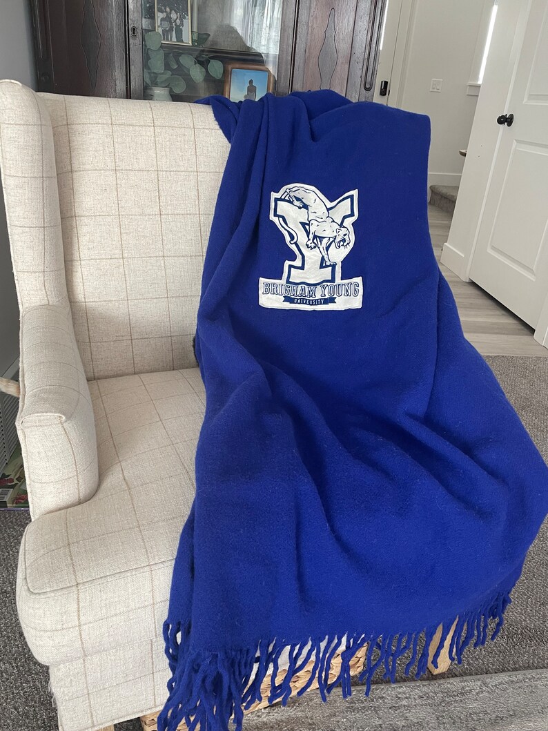 Vintage Pendelton Wool Stadium Blanket, BYU Blanket in Robe Bag
