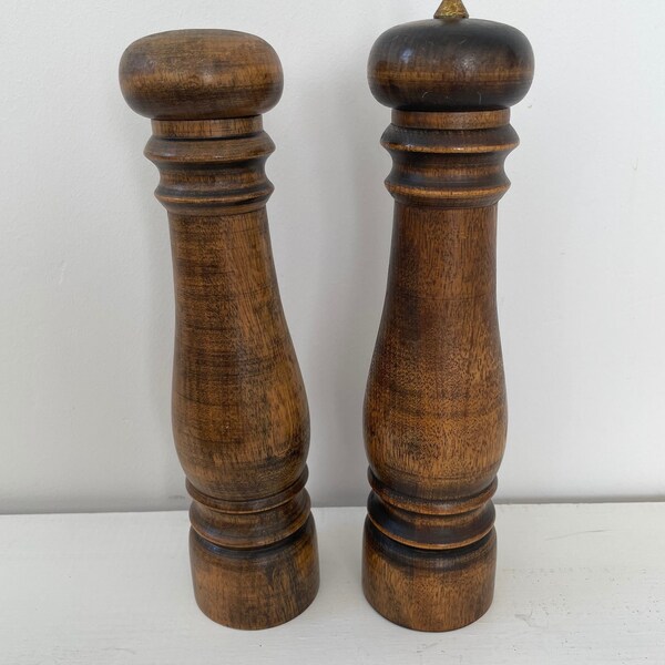 Vintage Wood Salt Shaker and Pepper Mill, MCM Turned Wood Salt and Pepper Shakers, Made in Japan, Retro Kitchen Ware, Gifts for Home
