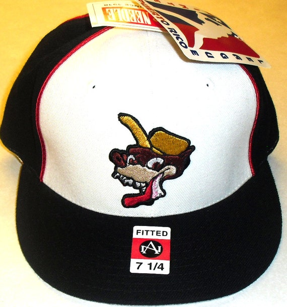 Lobos De Arecibo Fitted Hat SZ. 7 1/4 