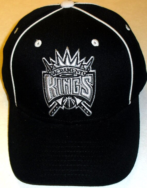 Sacramento Kings Vintage 90s All Black 