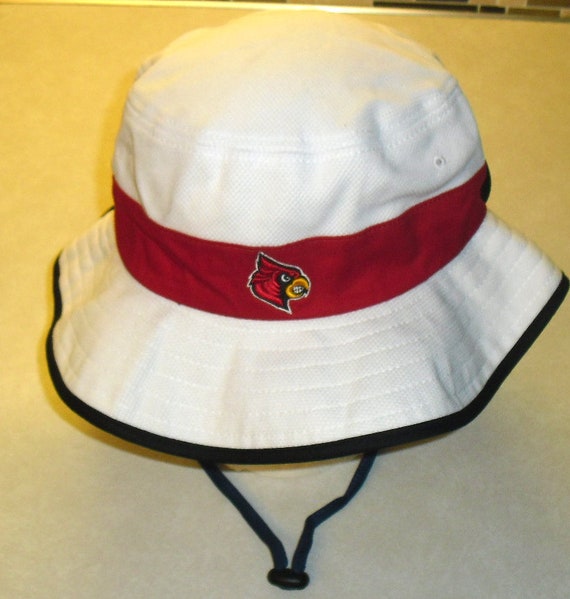 Louisville Cardinals Hat Cap Strap Back White Red College Football Logo Mens
