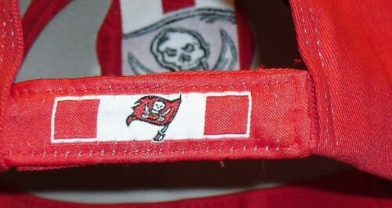 Tampa Bay Buccaneers vintage 90s adjustable strap… - image 4